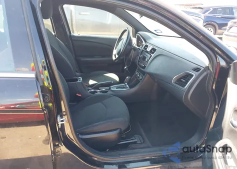 2011 Chrysler 200 Touring из США, поврежденный, VIN 1C3BC1FB7BN543130